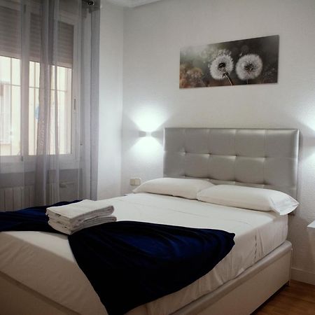 Hostal Artico Madrid Eksteriør billede