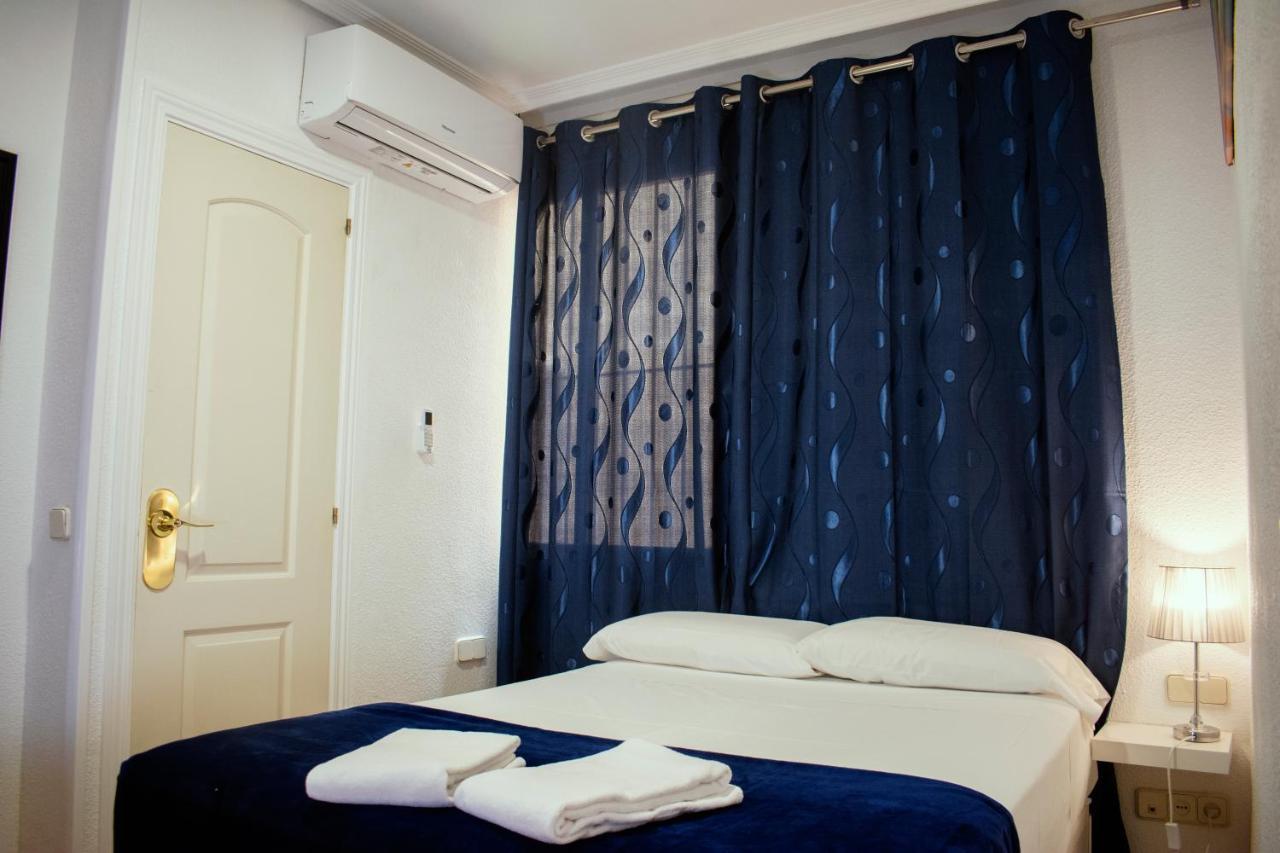 Hostal Artico Madrid Eksteriør billede