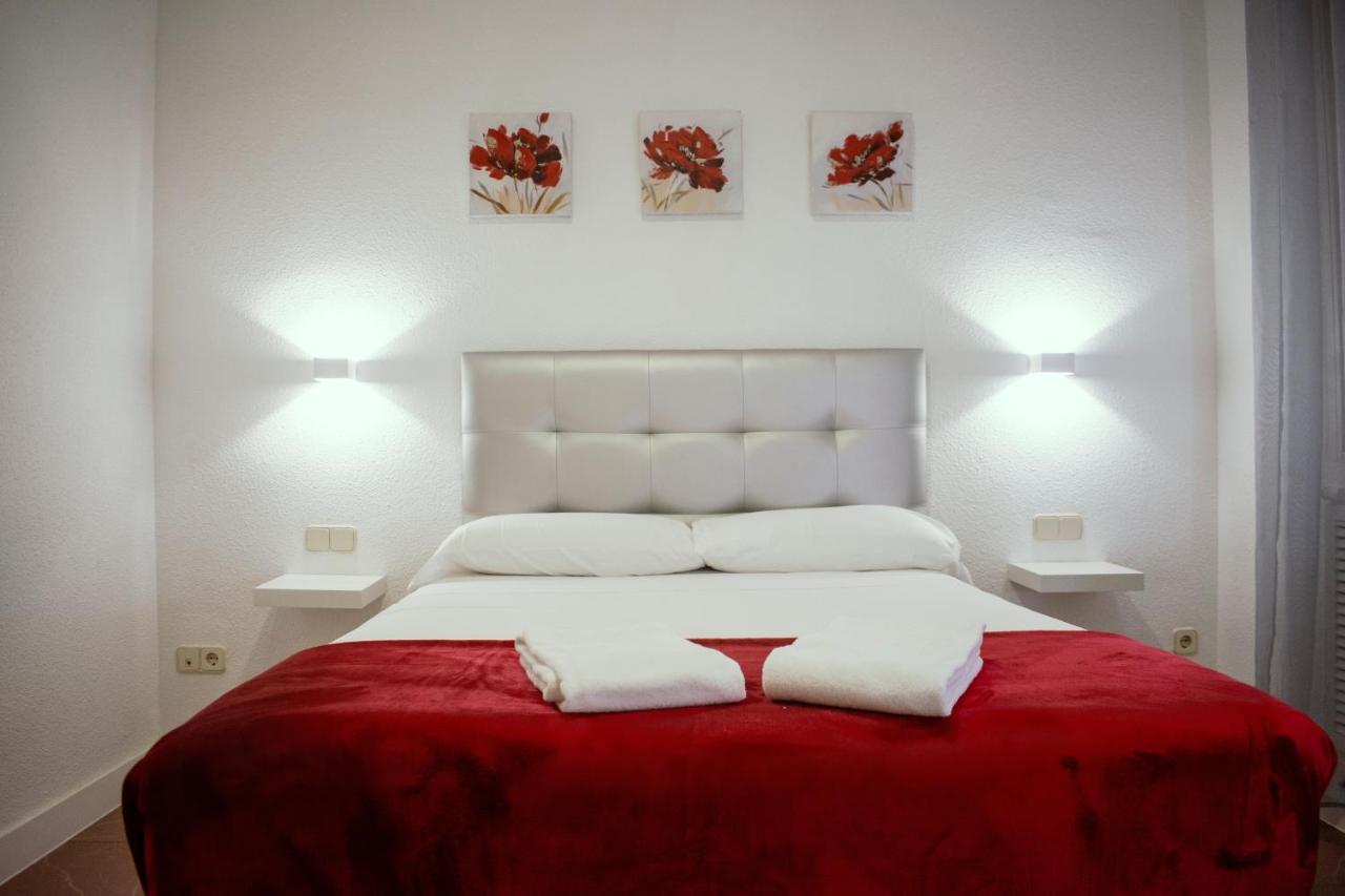 Hostal Artico Madrid Eksteriør billede